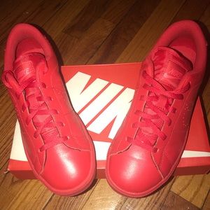Nike Tennis Classic (Red) sz 6.5